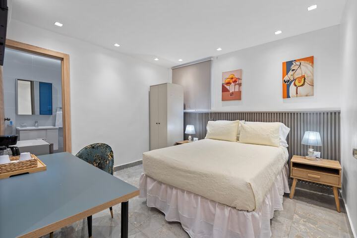 Room 21 of 62