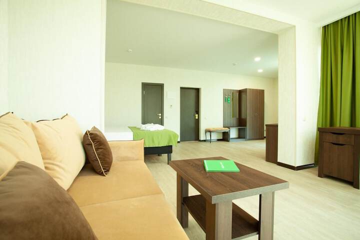 Room 18 of 36