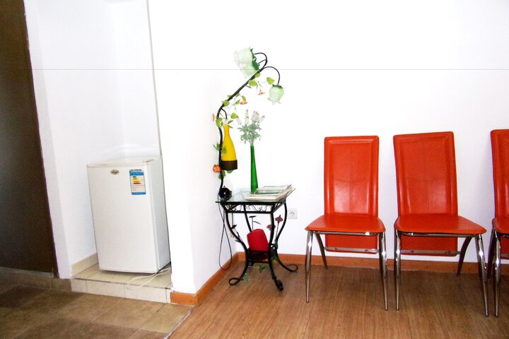 Room 16 of 32