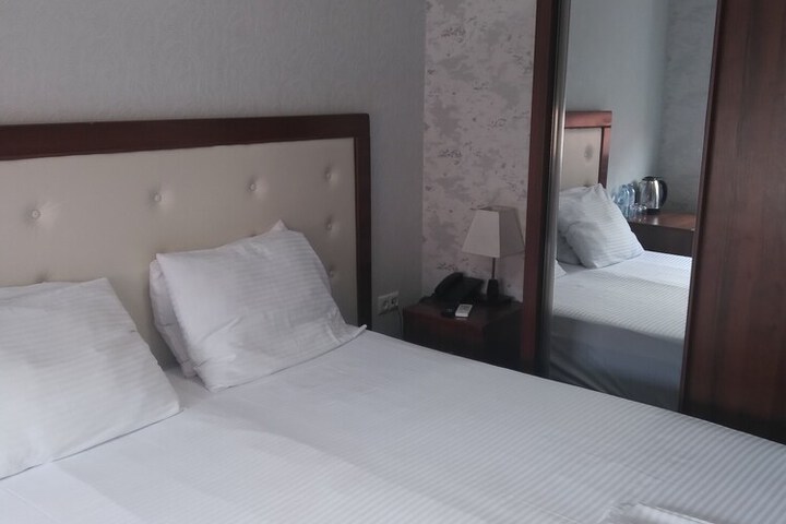Room 25 of 56