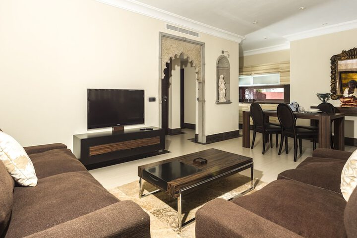 Room 10 of 56