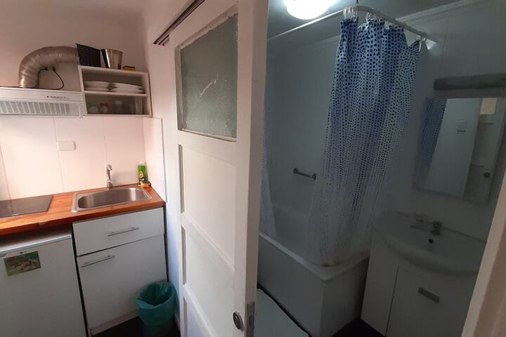 Room 54 of 68