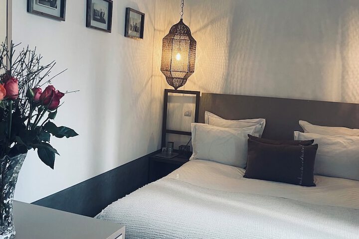 Room 18 of 65