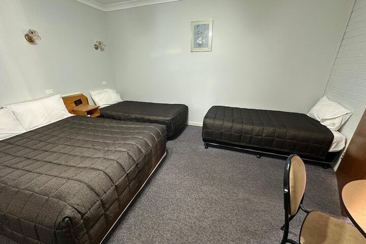 Room 12 of 46