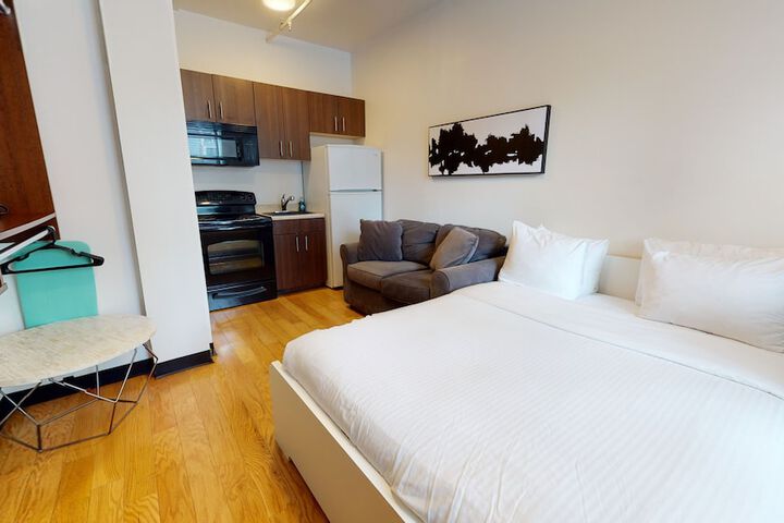 Room 8 of 46