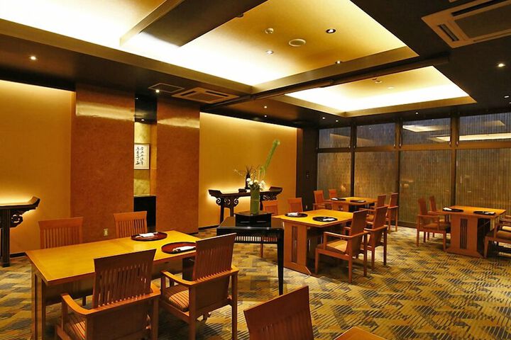 Dining Photos