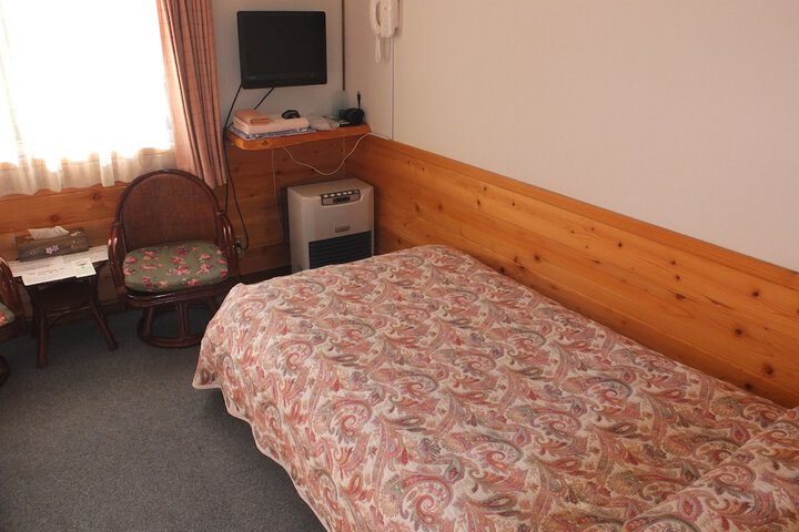 Room 15 of 54