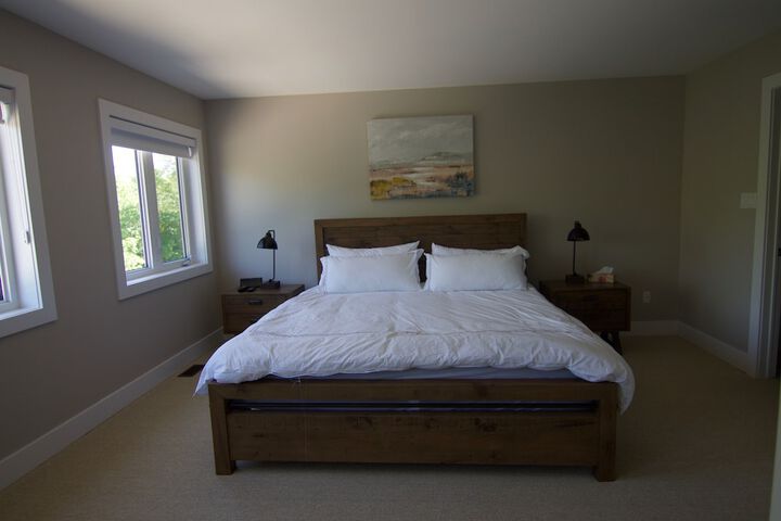 Room 2 of 141