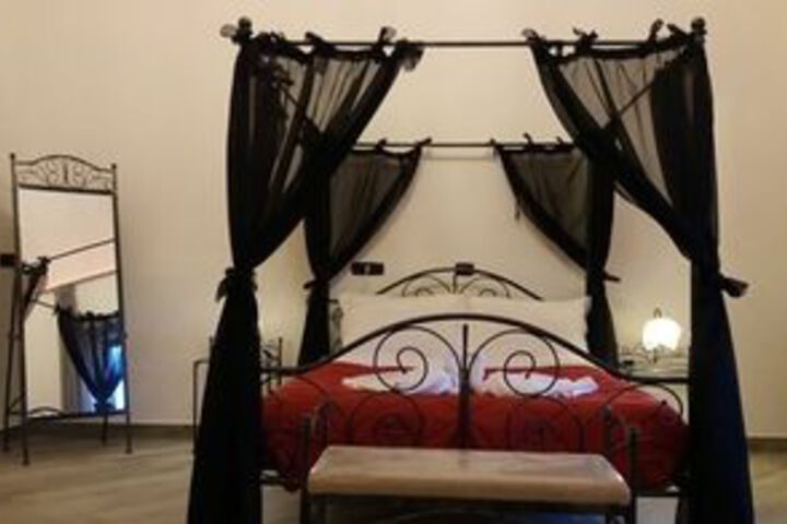 Room 19 of 25