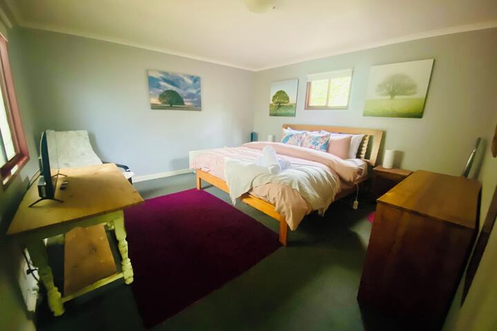 Room 10 of 72