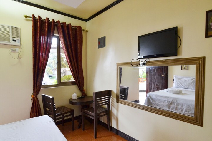 Room 25 of 63