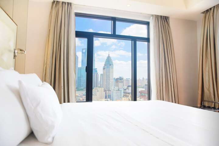 Room 46 of 132