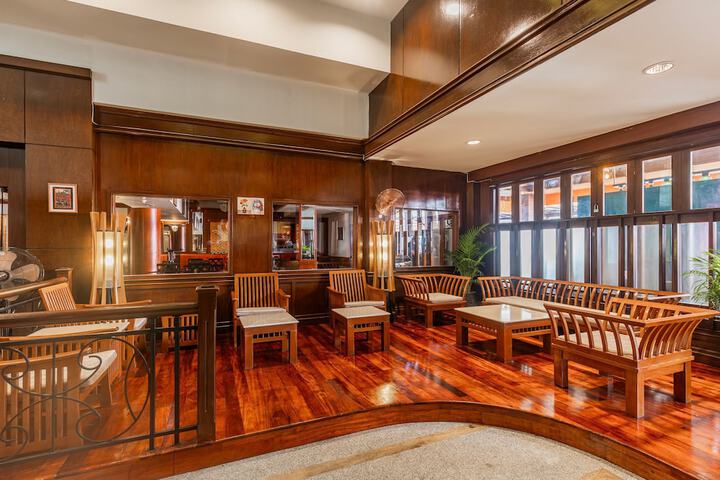 Lobby Entry