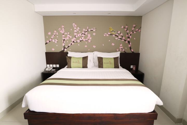 Room 11 of 31