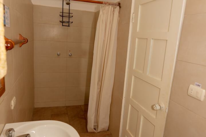 Room 35 of 59