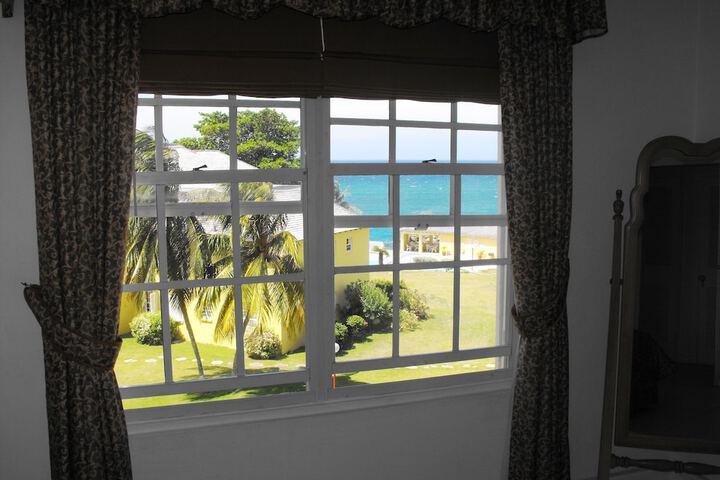 Room 25 of 54