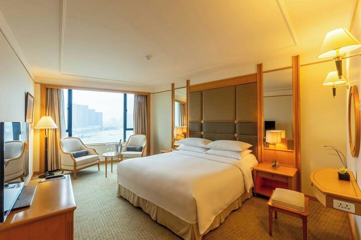 Room 16 of 139