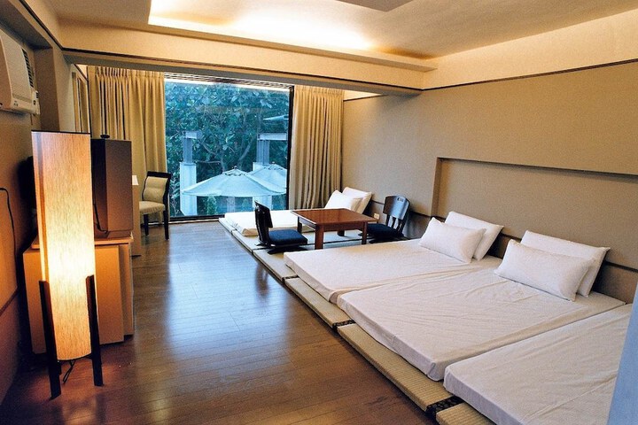 Room 12 of 45