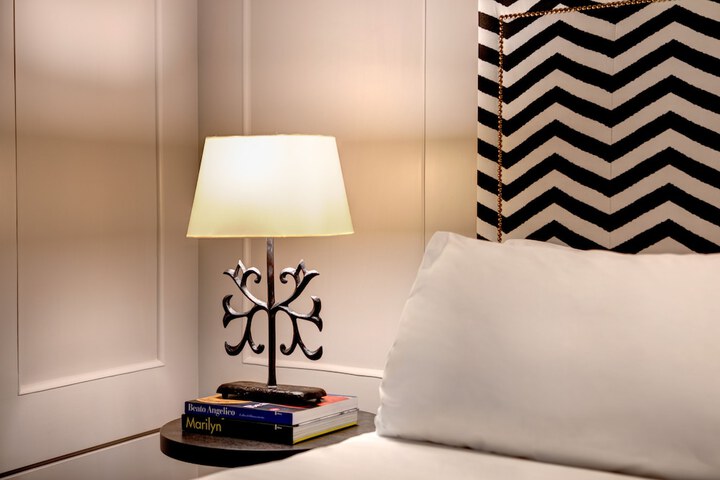 Room 31 of 112