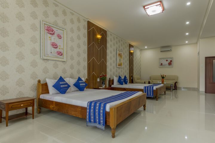 Room 6 of 60