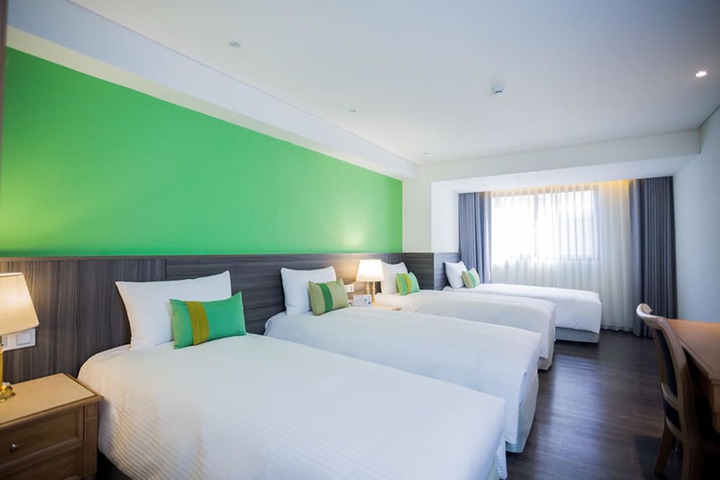 Room 14 of 52