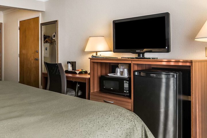 Room 12 of 29