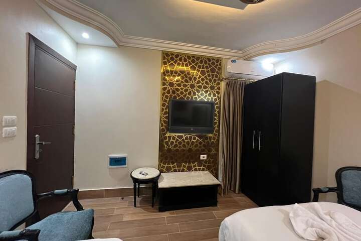 Room 58 of 177