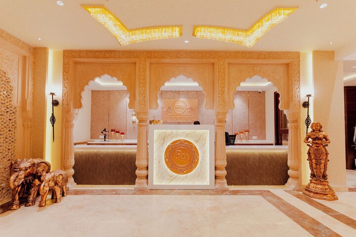 Hotel Interior 5 of 27