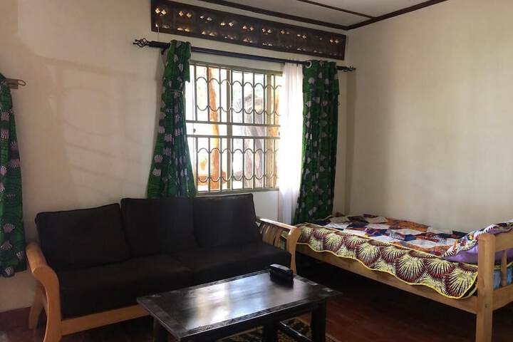 Room 10 of 35