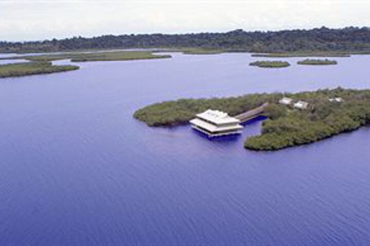 Laguna Azul Eco Lodge