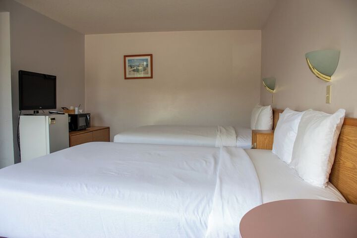 Room 10 of 29