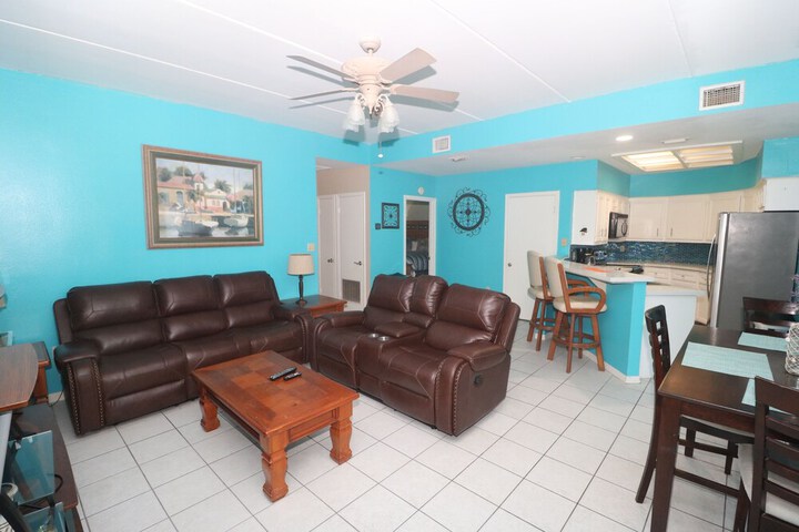 Room 11 of 20