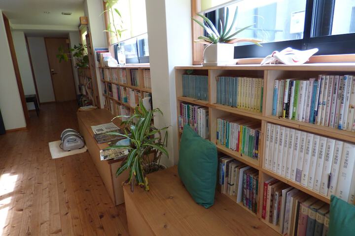 Room 25 of 67