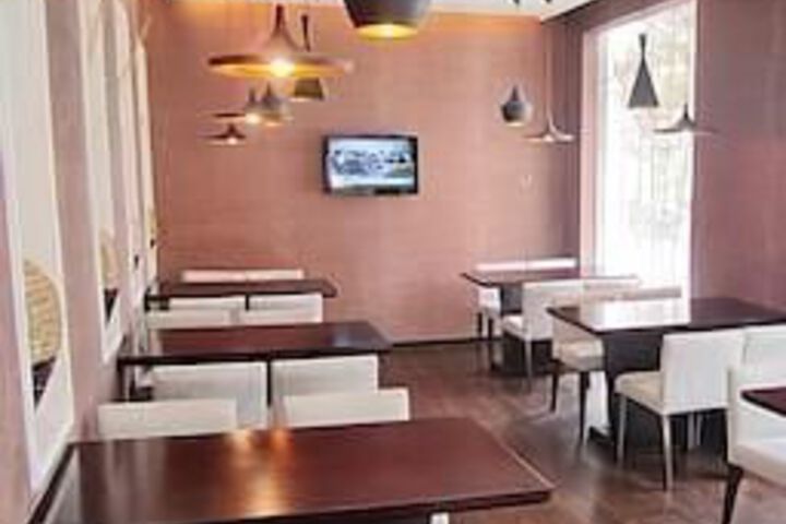 Xinxiang Bowei Style Hotel Peace Road