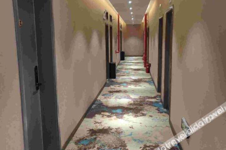 Hotel Interior 5 of 21