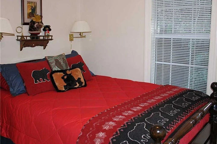 Room 3 of 23