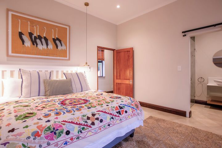 Room 33 of 128