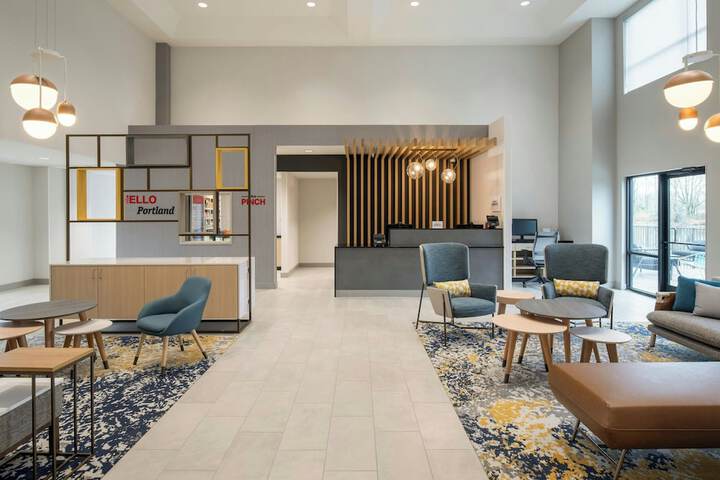 Lobby Entry