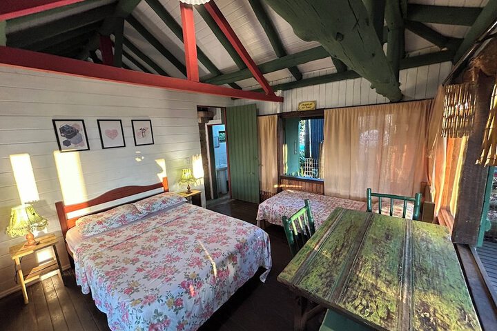 Room 47 of 104