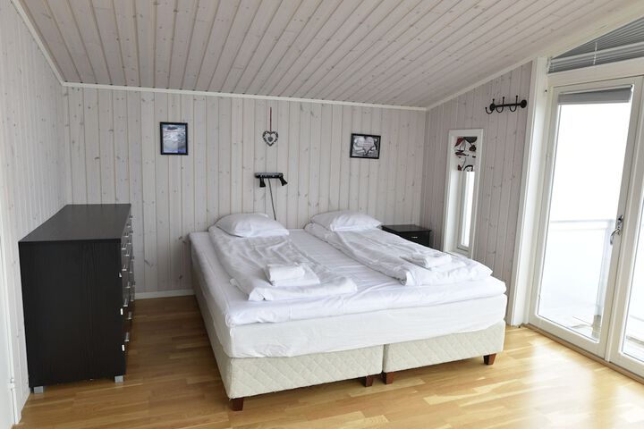 Room 19 of 74