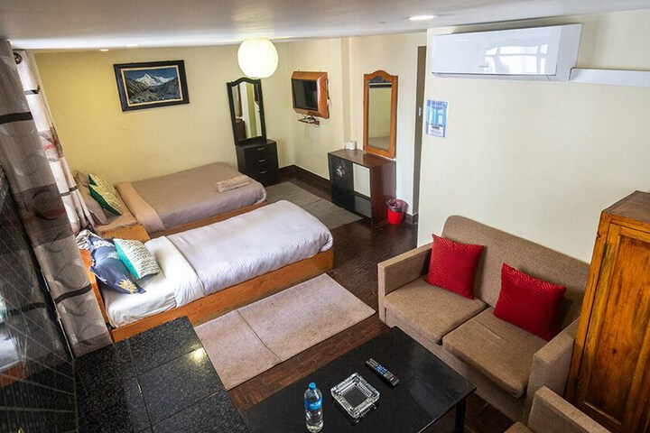 Room 42 of 122