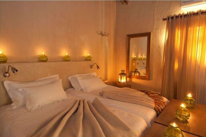 Room 4 of 28