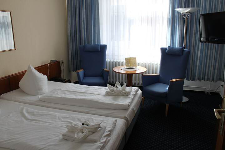 Room 5 of 29