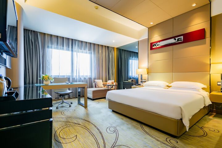 Room 34 of 48