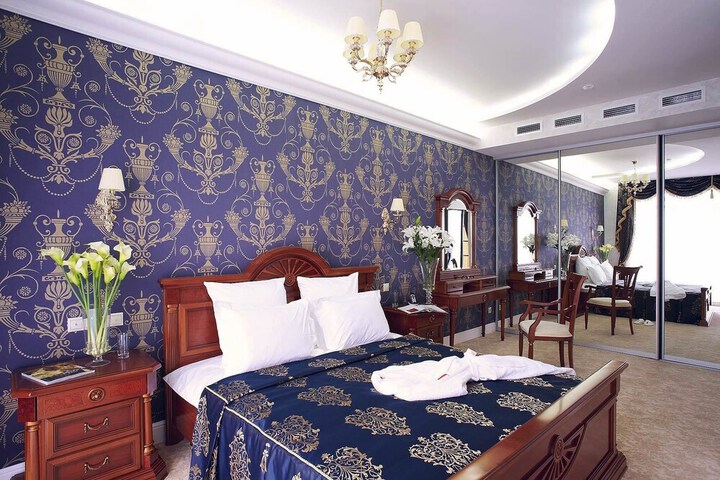 Room 7 of 55