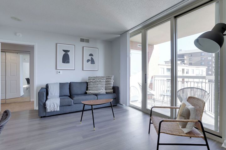 Room 89 of 195