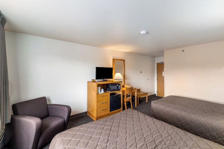 Room 27 of 127