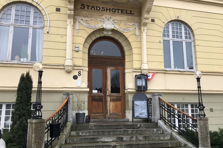 Hotel 27 of 27