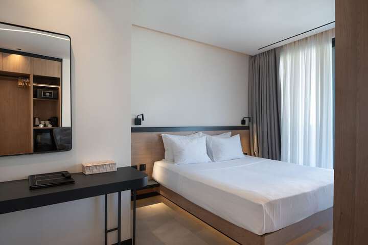 Room 34 of 57