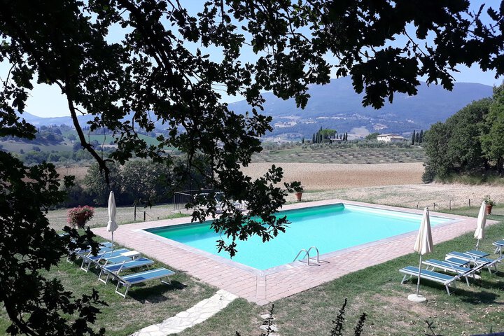 Pool 41 of 71